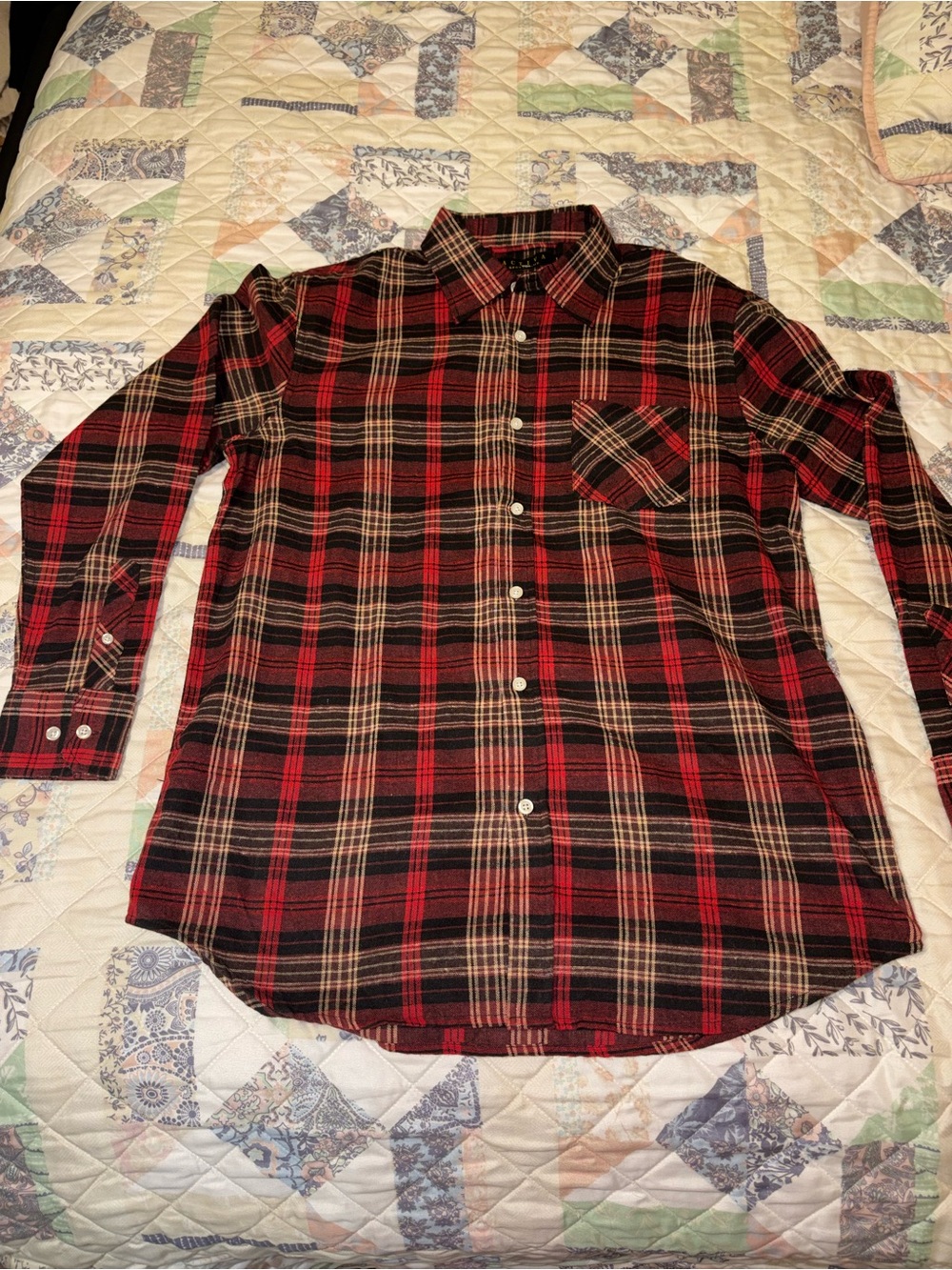 Ativa Red & Black Plaid Long-Sleeve Button-Down Shirt
